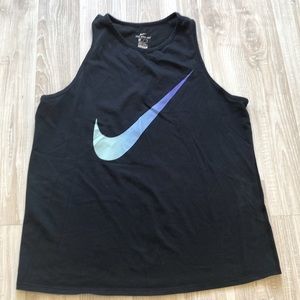 The Nike Tee Tank Size M